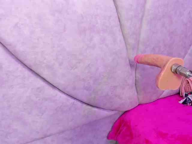 JuliethaWhitee webcam