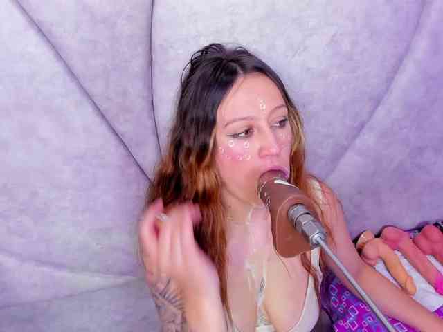 JuliethaWhitee webcam