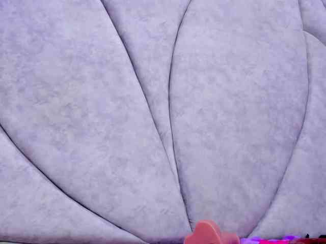 JuliethaWhitee webcam