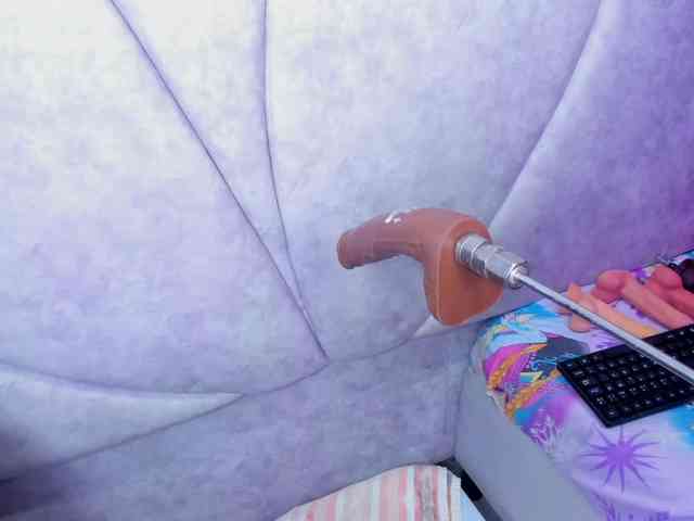 JuliethaWhitee webcam