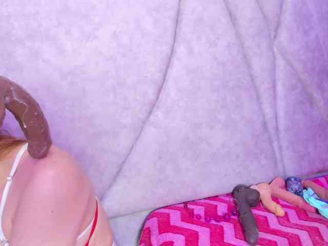 JuliethaWhitee webcam