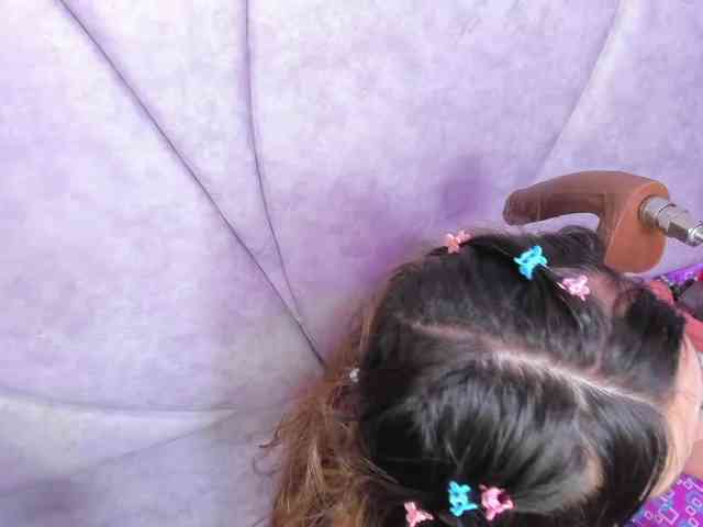 JuliethaWhitee webcam