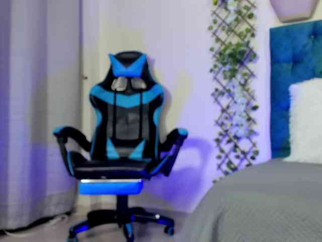 VioletAss webcam