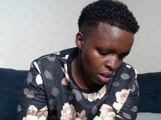 CurvyBigAss Porn Show