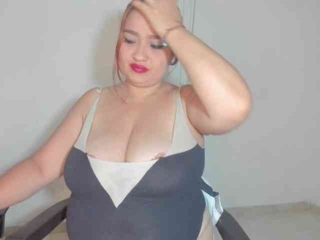 ARIELADALTONN93 webcam