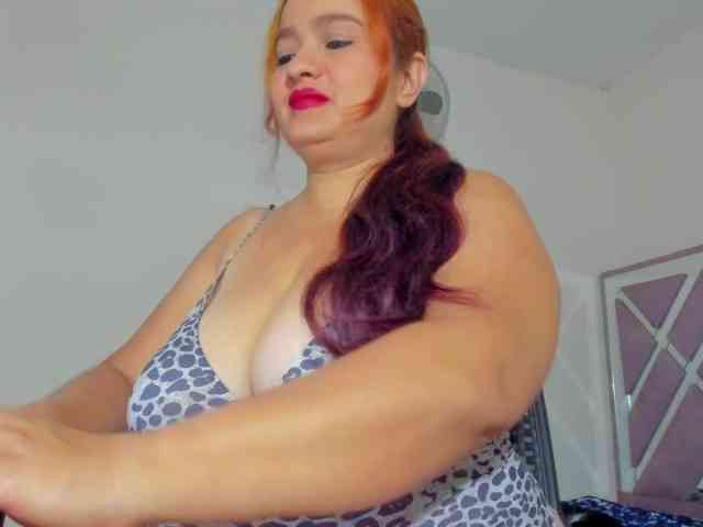 ARIELADALTONN93 webcam