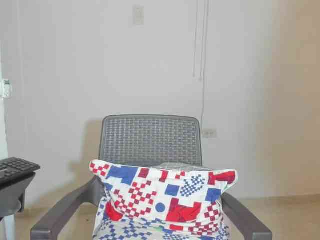 ARIELADALTONN93 webcam