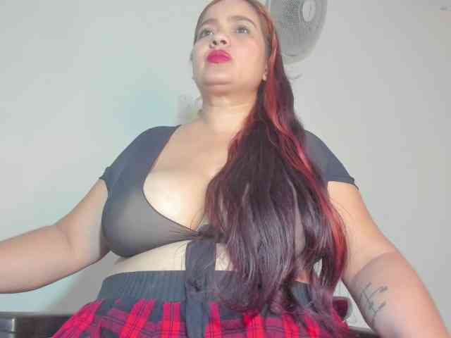 ARIELADALTONN93 webcam