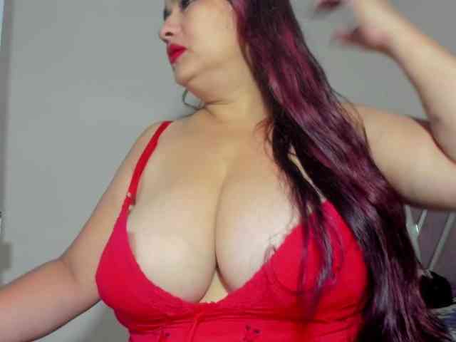 ARIELADALTONN93 webcam