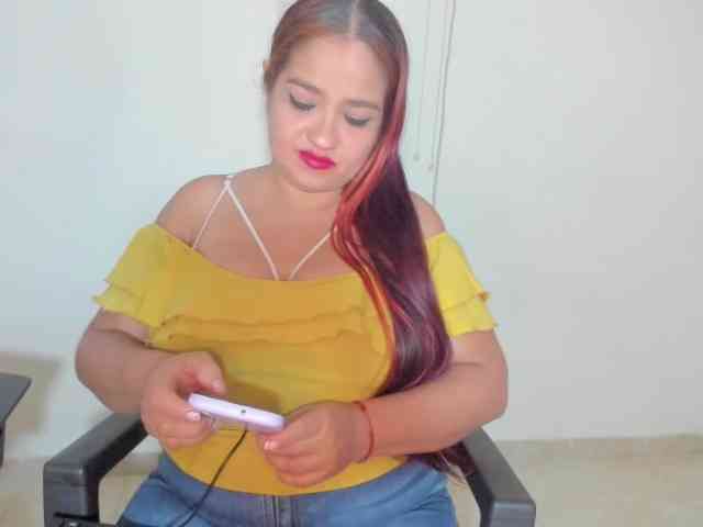 ARIELADALTONN93 webcam