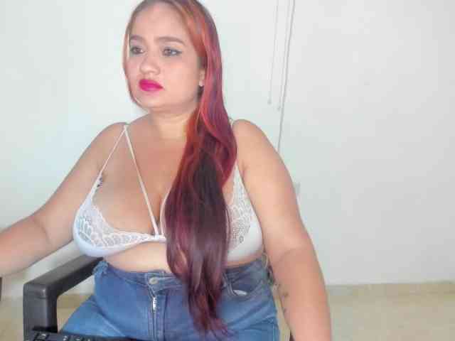 ARIELADALTONN93 webcam