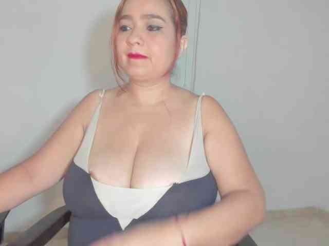 ARIELADALTONN93 webcam