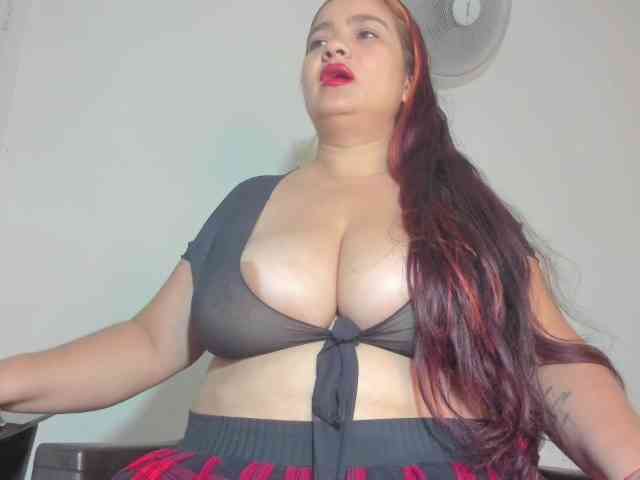 ARIELADALTONN93 webcam