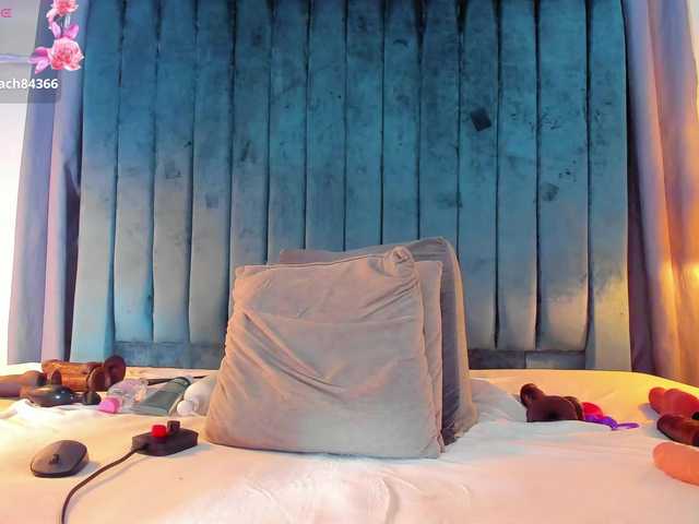 samanthacolombiana's BongaCams show and profile