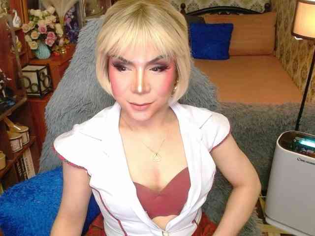 Tikol69 Live Webcam on BongaCams