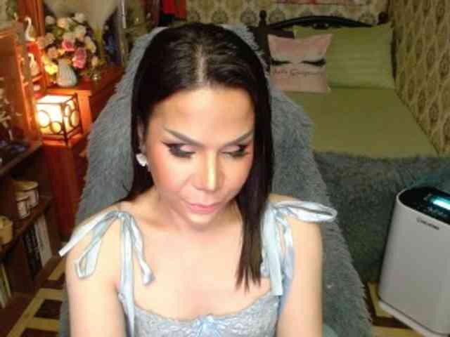 Tikol69 Live Webcam on BongaCams