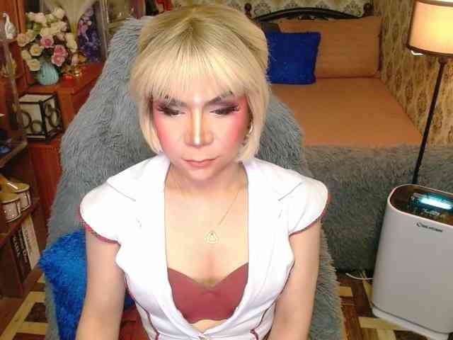 Tikol69 Live Webcam on BongaCams