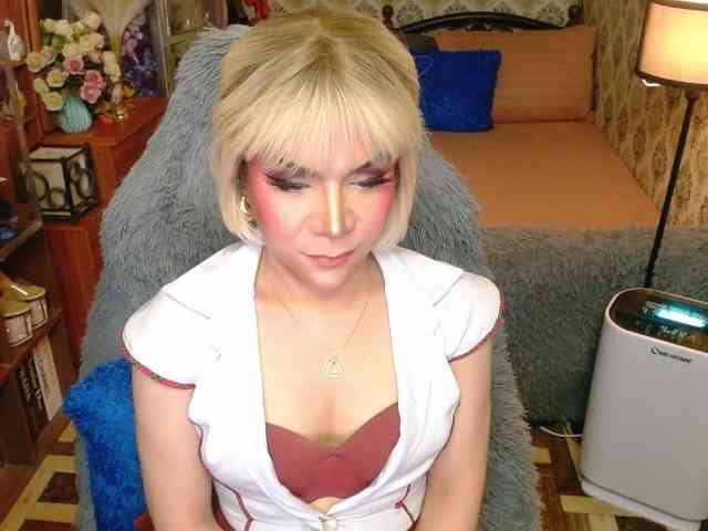 Tikol69 Live Webcam on BongaCams