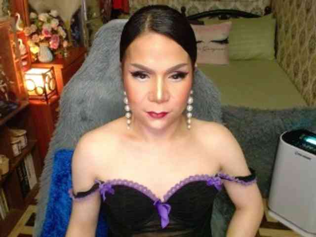 Tikol69 Live Webcam on BongaCams