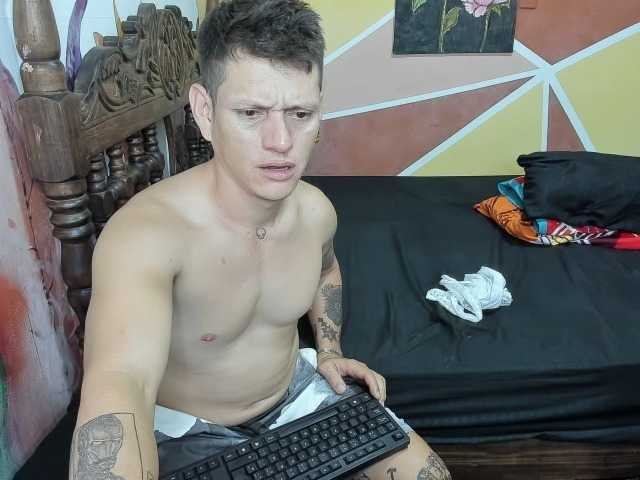 maestre69's BongaCams show and profile