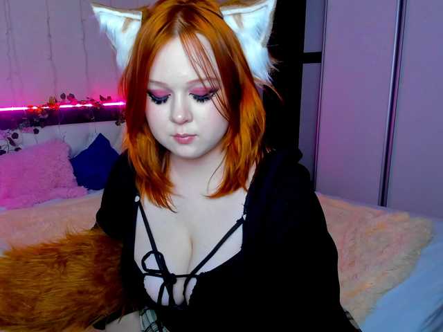 LovlyVixen's BongaCams show and profile