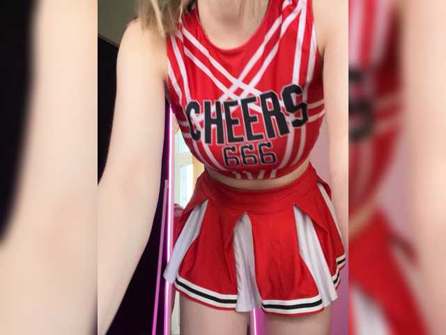 Nikapussymagic – webcam model profile photo