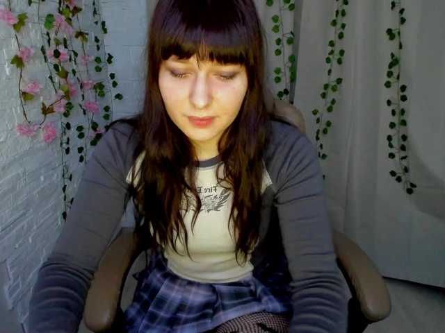 Quietdaisy's BongaCams show and profile