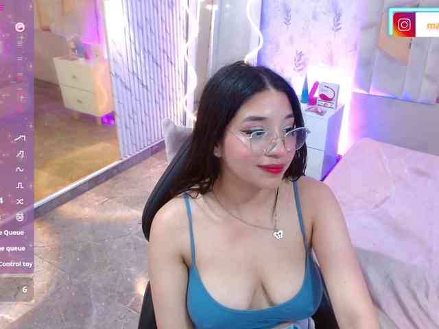 MARIANNA-TAY webcam
