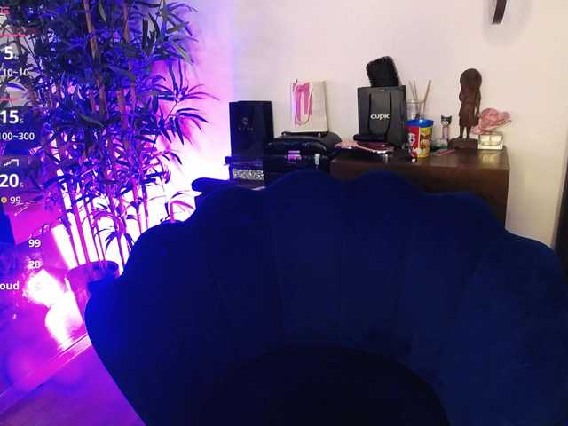 CreamyInk's BongaCams show and profile