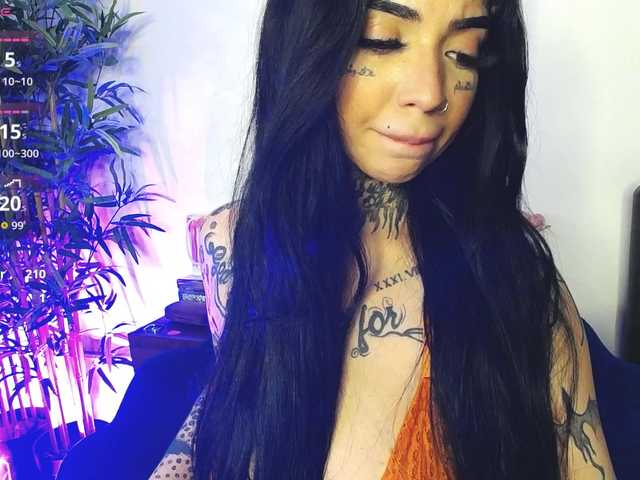 CreamyInk's BongaCams show and profile