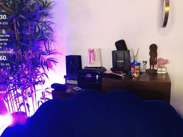 CreamyInk's BongaCams show and profile