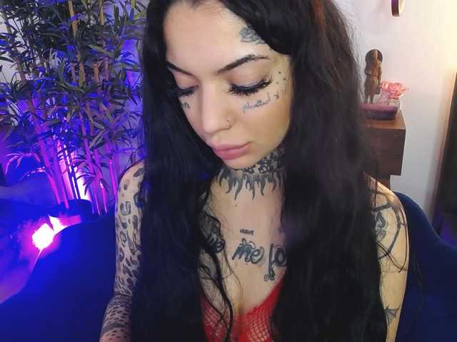 CreamyInk's BongaCams show and profile