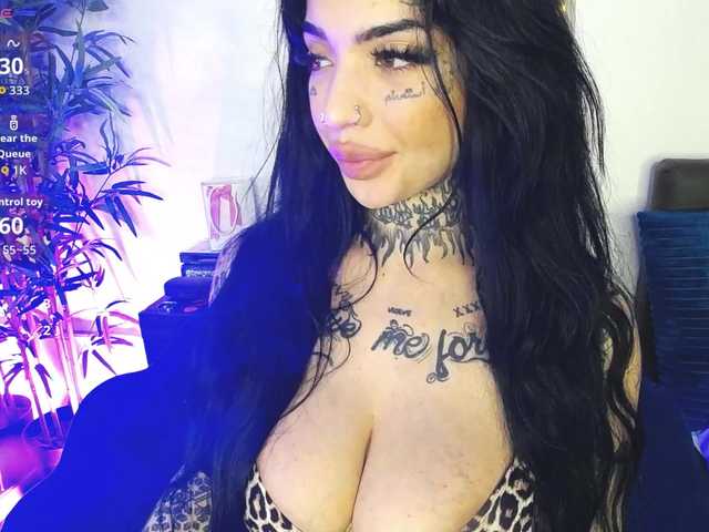 CreamyInk's BongaCams show and profile