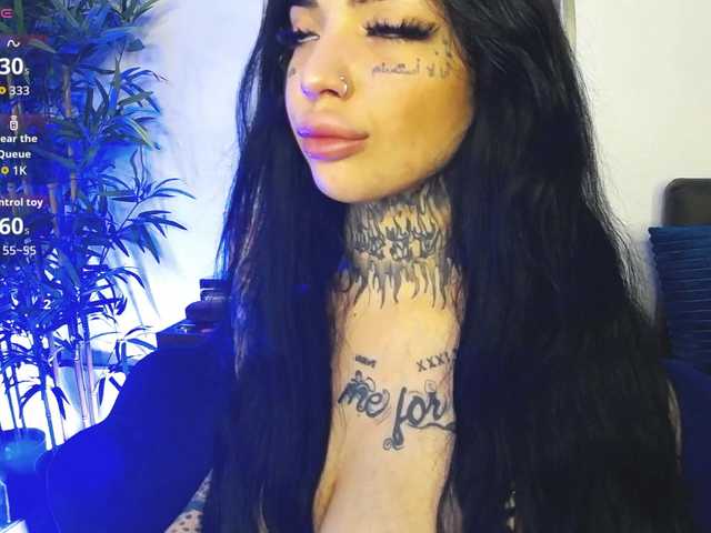 CreamyInk's BongaCams show and profile