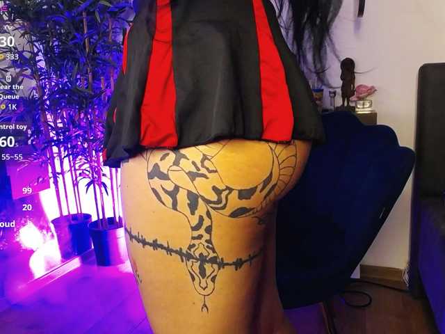 CreamyInk's BongaCams show and profile