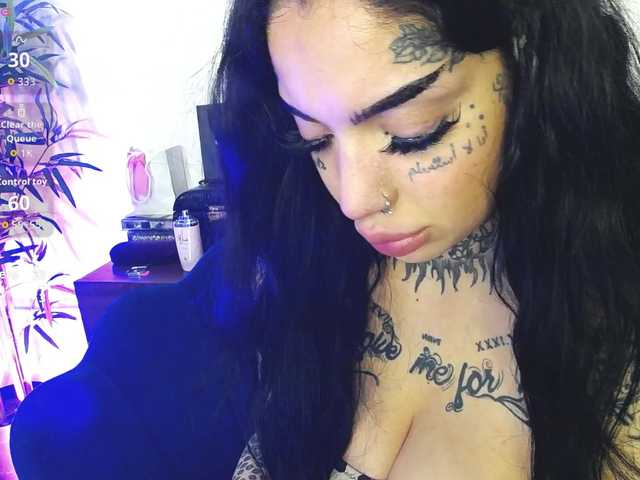 CreamyInk's BongaCams show and profile