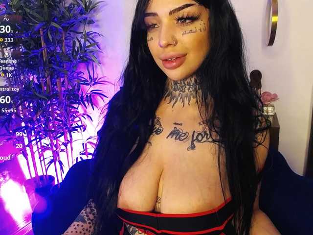 CreamyInk's BongaCams show and profile