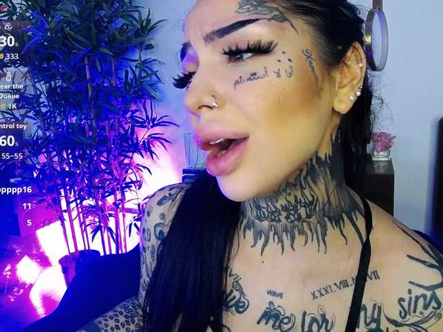 CreamyInk's BongaCams show and profile