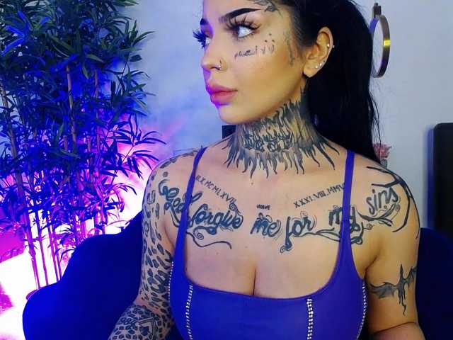 CreamyInk's BongaCams show and profile