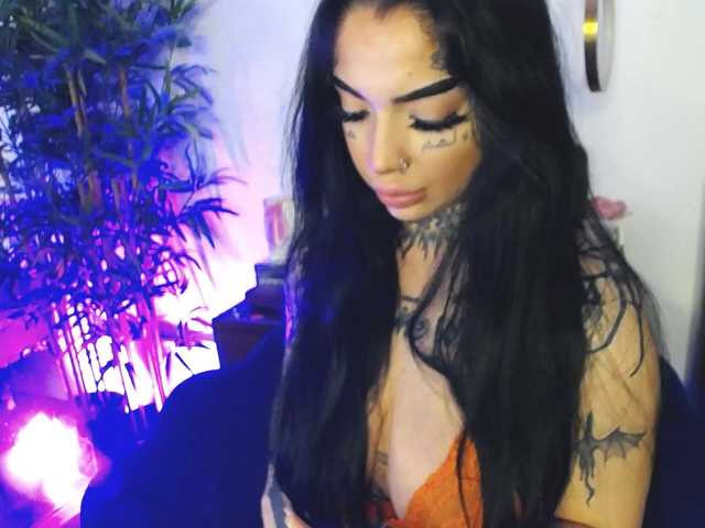 CreamyInk's BongaCams show and profile