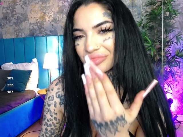 CreamyInk's BongaCams show and profile