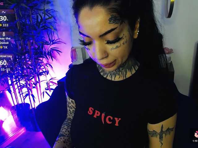 CreamyInk's BongaCams show and profile