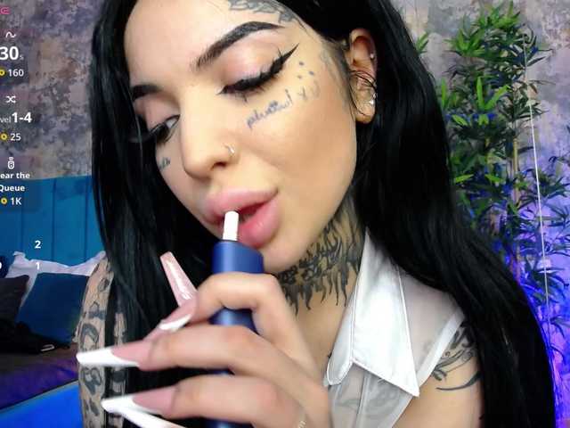 CreamyInk's BongaCams show and profile