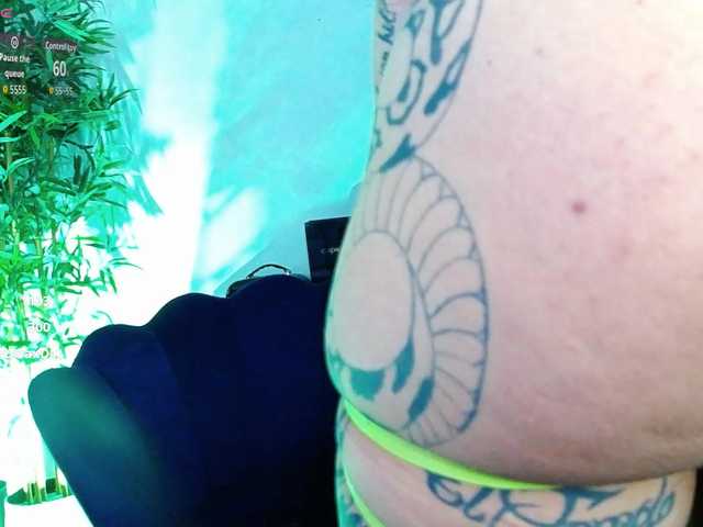 CreamyInk's BongaCams show and profile