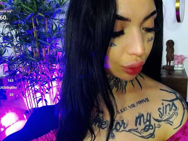 CreamyInk live cam profile