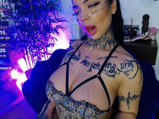 CreamyInk's BongaCams show and profile