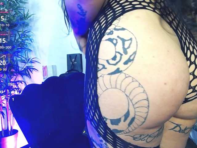 CreamyInk's BongaCams show and profile