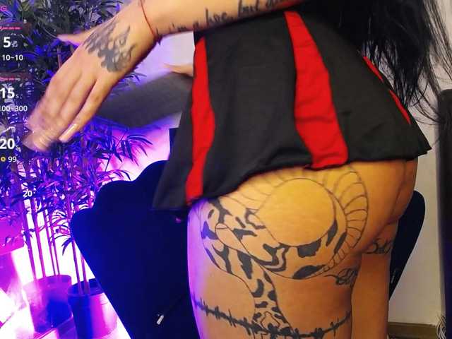 CreamyInk's BongaCams show and profile