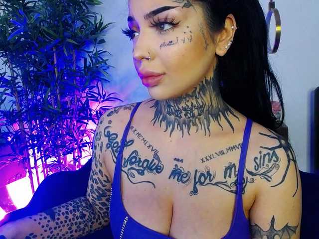 CreamyInk's BongaCams show and profile