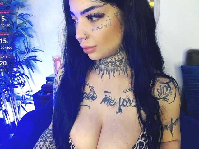 CreamyInk's BongaCams show and profile